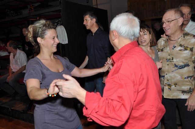 min 2012 11 11 station danse 169